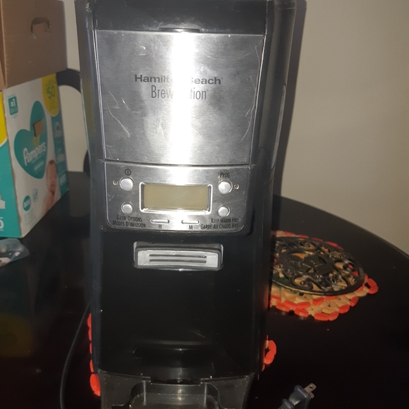 Coffee Machine - Picture 3 of 5